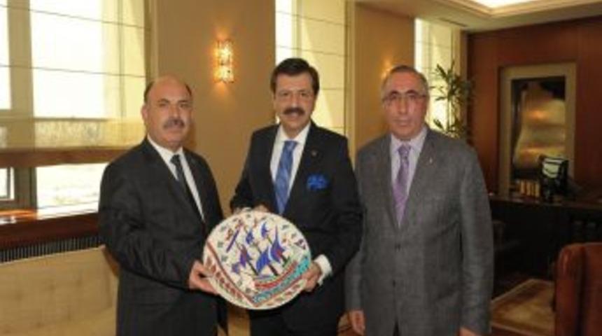 Polatlı Belediyesi TOBB&rsquo;un Yapacağı Fen Lisesine Arsa Tahsis Etti