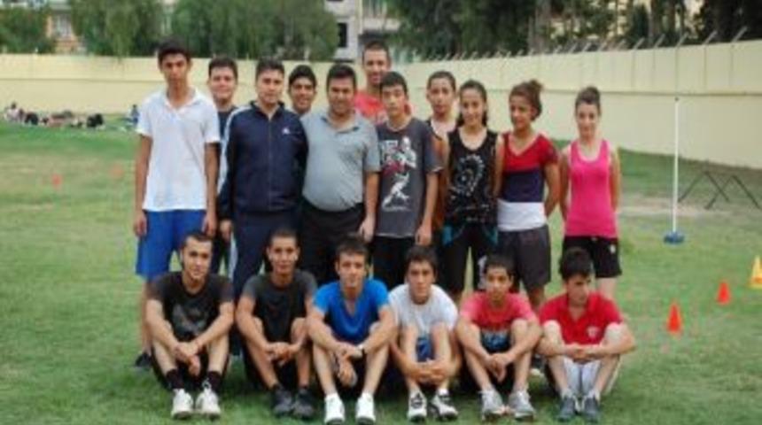 Gen&ccedil;lik Hizmetlerinden Gen&ccedil;lere &Uuml;cretsiz Hizmet