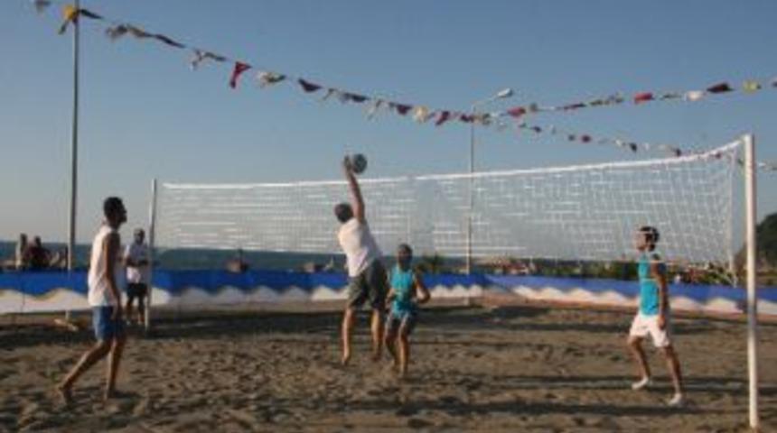 Kilimli Festivali İkinci G&uuml;n&uuml;nde Renkli G&ouml;r&uuml;nt&uuml;lere Sahne Oldu