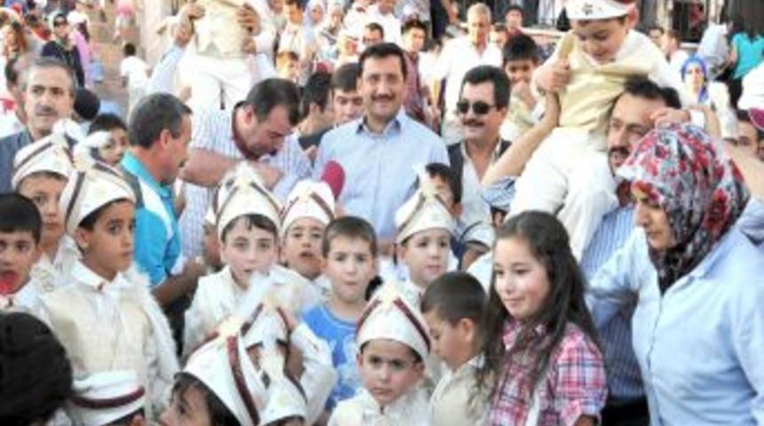 Ke&ccedil;i&ouml;ren Belediyesi, S&uuml;nnet Ş&ouml;leni D&uuml;zenledi