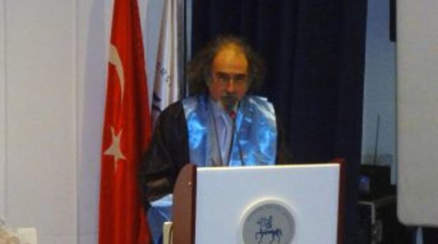 Avukat Durdu&rsquo;ya Avrupa&rsquo;dan Profes&ouml;rl&uuml;k Beratı