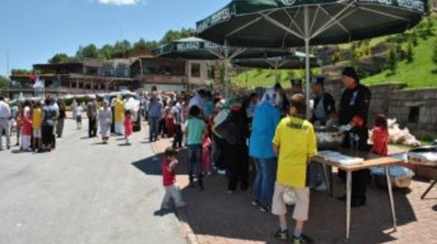 Eğitim-bir-sen &Uuml;yeleri Geleneksel Yıl Sonu Pikniğinde Buluştu
