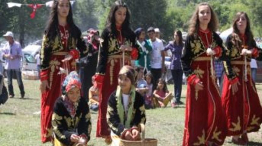 Şavşatlılar 7. Pancarcı Şenliğinde Buluştu