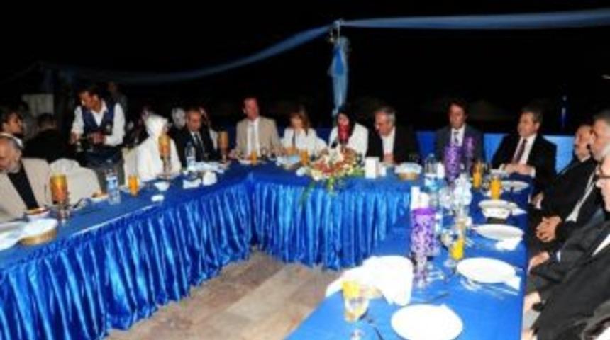 Rekt&ouml;r Battal&rsquo;ın Mutlu G&uuml;n&uuml;