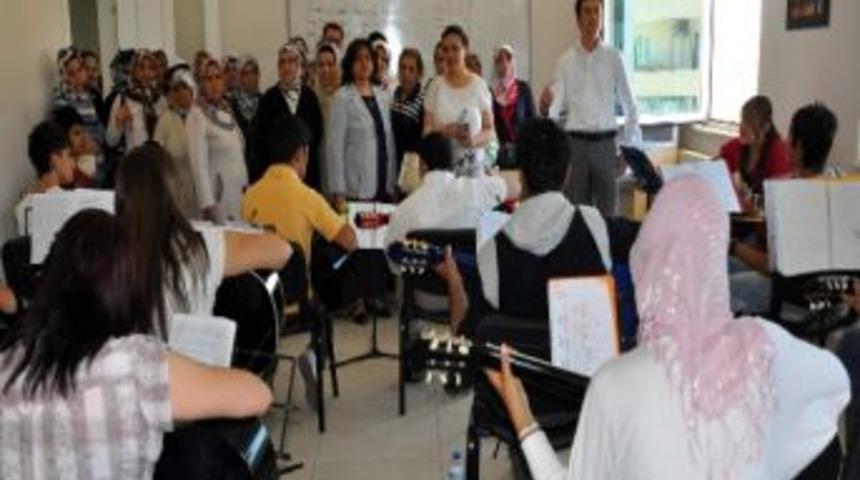 Ak Partili Kadınlar Şahinbey Belediyesi'nin Hizmetlerini Gezdi