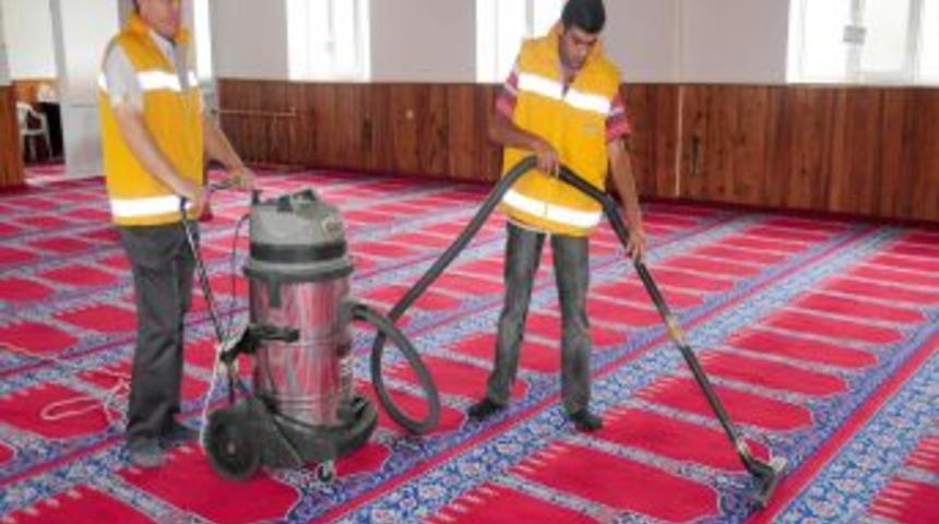 Mamak&rsquo;ta Camiler Ramazan&rsquo;a Hazırlanıyor
