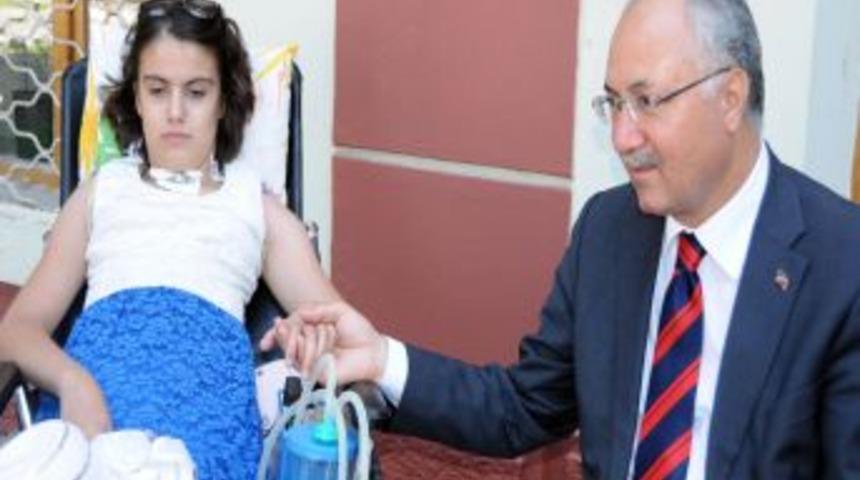Engelli Judocu Cansu, Vali Daş&ouml;z'den B&uuml;t&uuml;n Engellilere Yardım Istedi