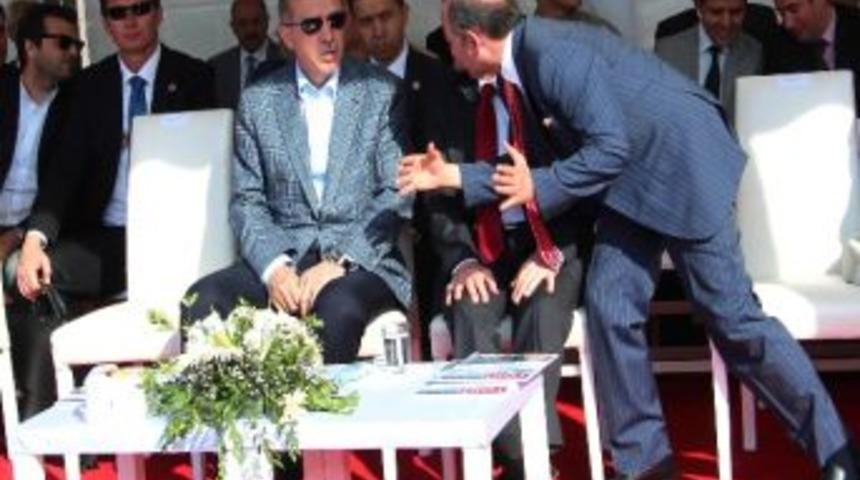 Başkan K&uuml;&ccedil;&uuml;kler, Başbakan Erdoğan&rsquo;a Havuzbaşı Kent Meydanıyla İlgili Olarak Bilgiler Aktardı&hellip;