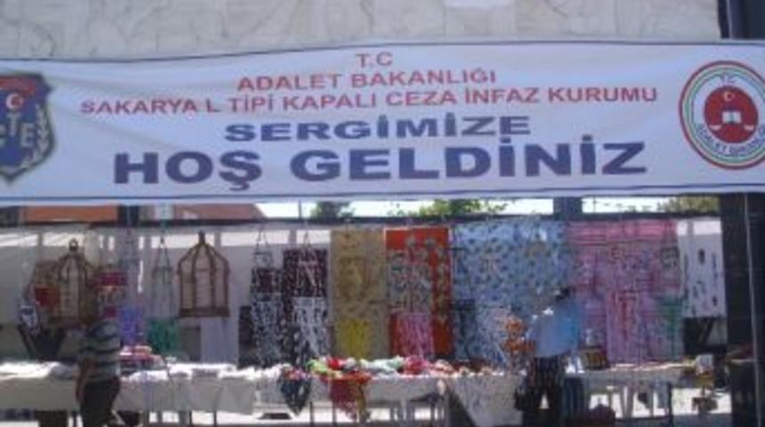 Mahkumların Eserleri Sakarya Kent Meydanı&rsquo;nda Satışa &Ccedil;ıkarıldı