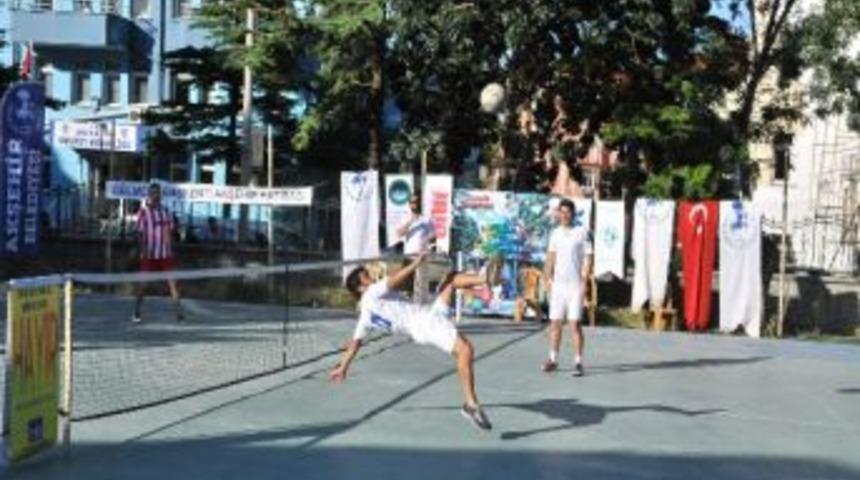 Futnet&rsquo;te Kupa Saray&ouml;n&uuml;&rsquo;n&uuml;n Oldu