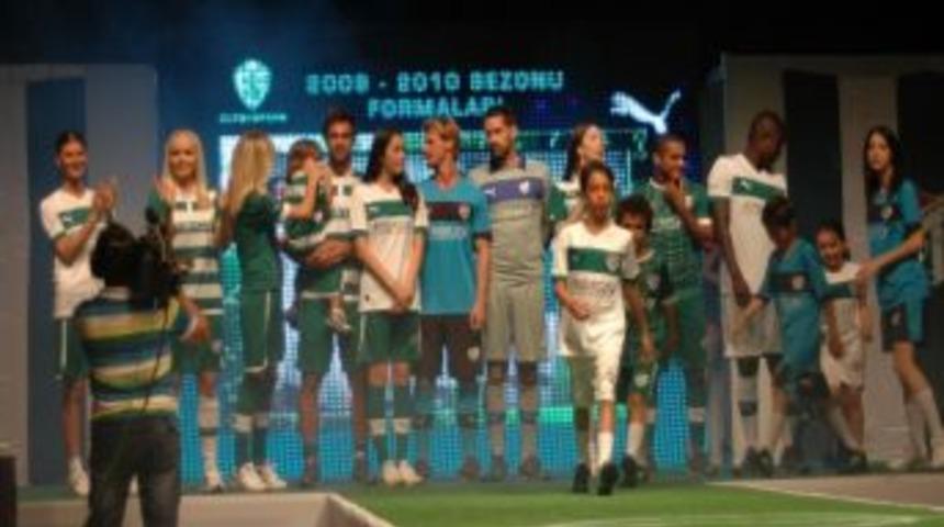 Timsah&rsquo;ın Yeni Sezon Formalarına G&ouml;rkemli Tanıtım