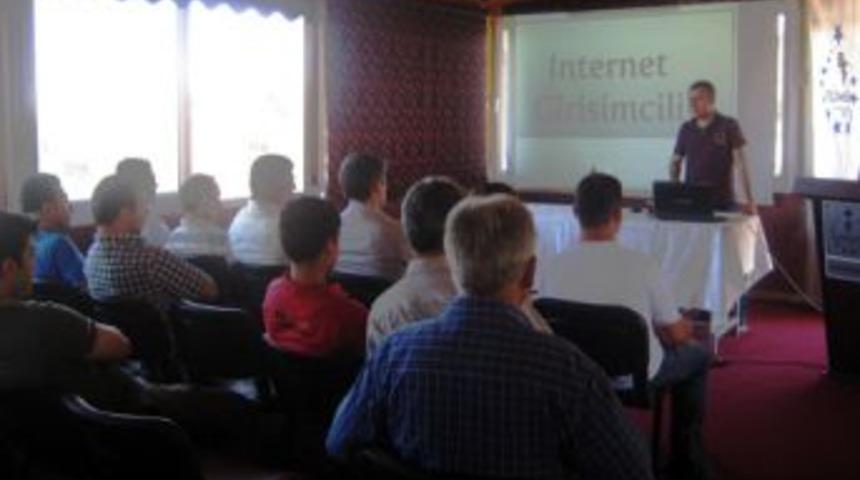 İş adamlarına E-Ticaretin yararları anlatıldı