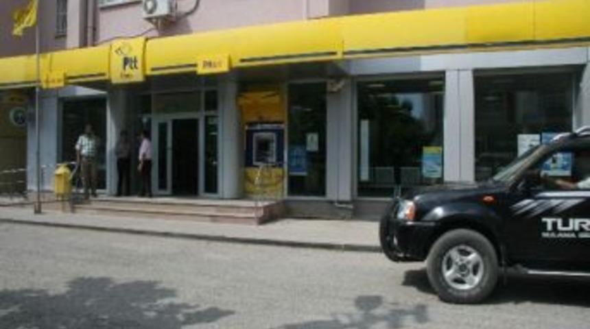 &lsquo;m&uuml;d&uuml;r&uuml;m&rsquo; Dedi, 5 Bin Tl&rsquo;yi Alıp Kayıplara Karıştı