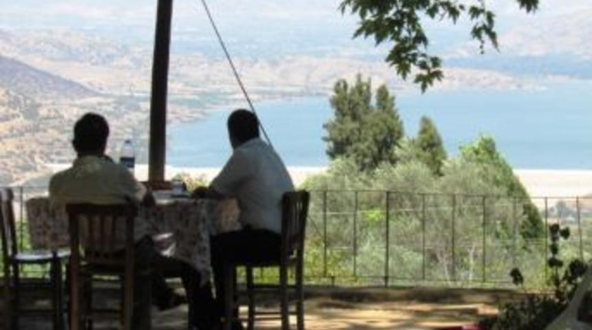 Sıcaktan Bunalanlar Beyköy'de Serin Bir Mola Veriyor