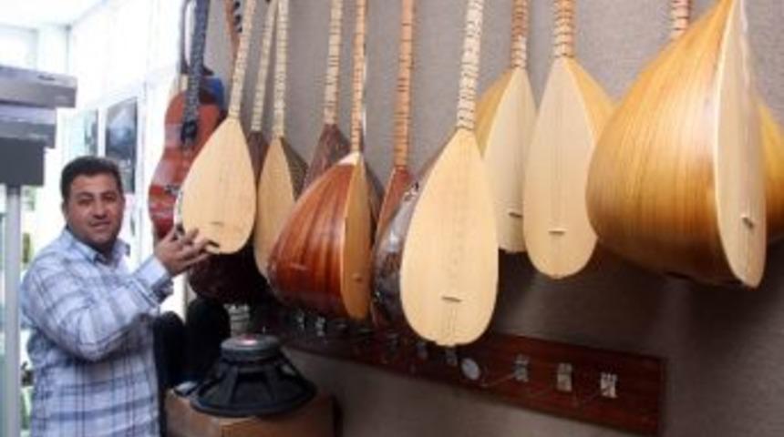 Ahlat&rsquo;ta M&uuml;zik Aletlerine İlgi Artıyor