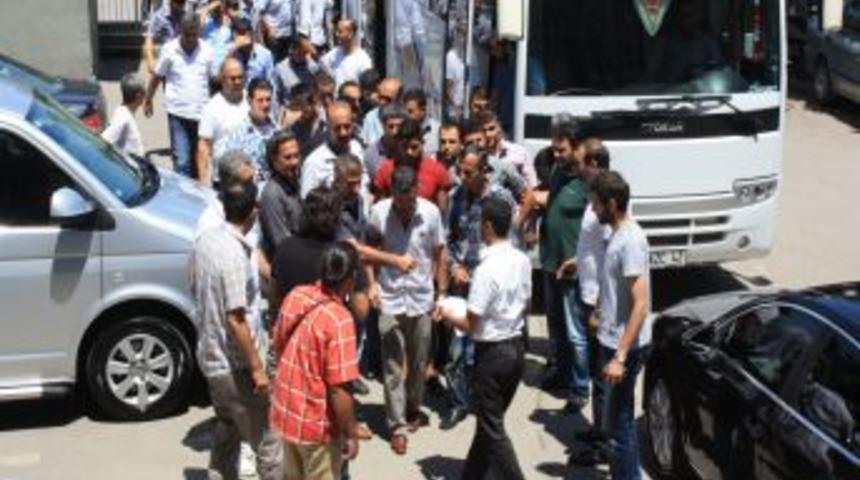 Telefonla Dolandırıcılık Yapan Şebekenin Lideri Kekeme &Ccedil;ıktı