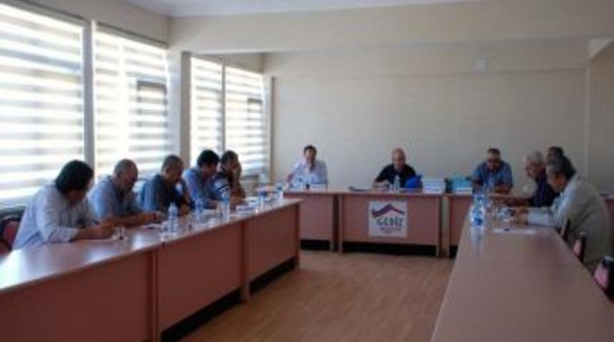 Gediz'de Yeni Yapılan Devlet Hastanesi Yanında Eczane Alanı Tamam