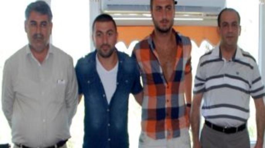 Kırıkhanspor Transfer &Ccedil;alışmalarını S&uuml;rd&uuml;r&uuml;yor