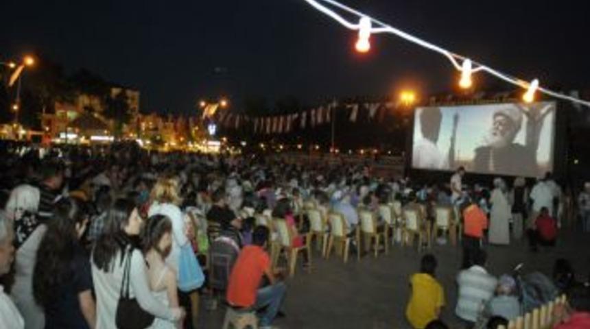 Tuzla A&ccedil;ık Hava Sinema G&uuml;nleri Başladı