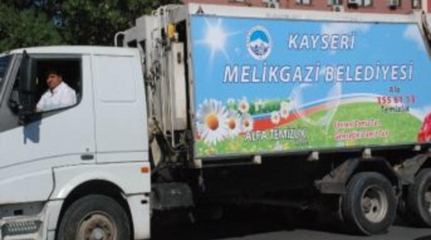 Melikgazi Belediyesi &Ccedil;&ouml;p Toplama Ara&ccedil;ları Artık &Ccedil;evreye Uyumlu