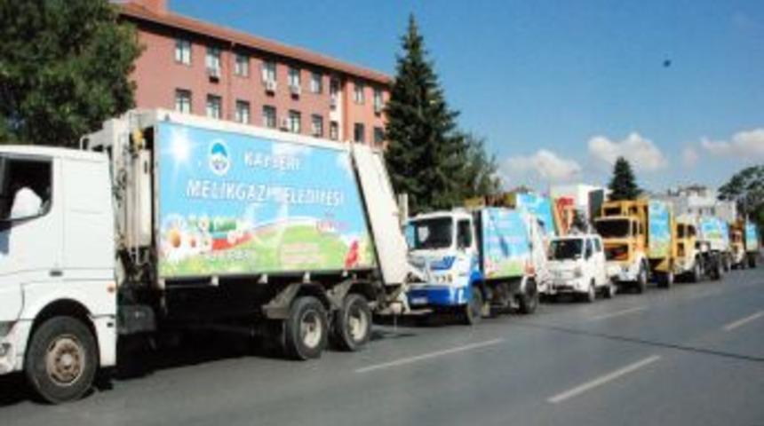 &Ccedil;&ouml;p Ara&ccedil;larına Doğa Fotoğraflarıyla Estetik Kazandırıldı