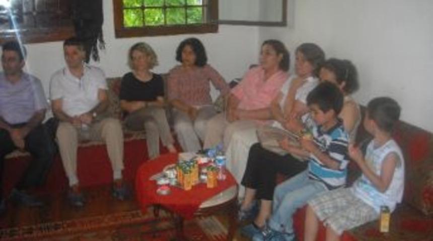 &ldquo;&ouml;ğretmen Okursa Herkes Okur&rdquo; Projesinin Son Programı Tarihi Konakta Yapıldı