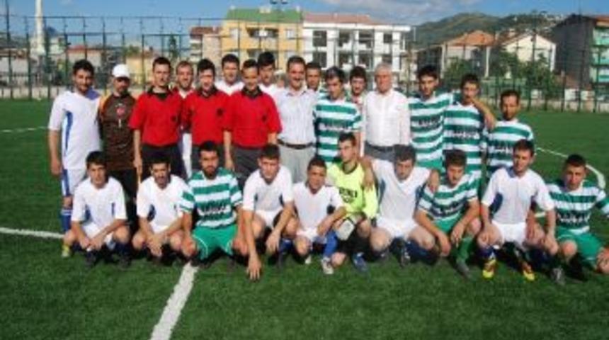 K&ouml;y Futbol Turnuvası Başladı