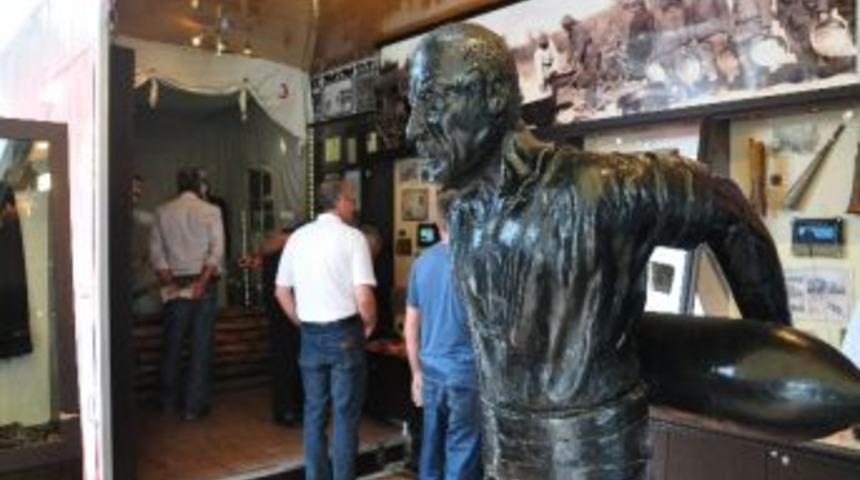 &Ccedil;anakkale M&uuml;zesine Yoğun İlgi