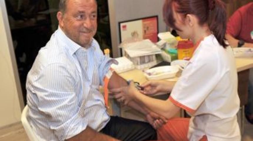 Galatasaray'da Sağlık Kontrolleri Başladı