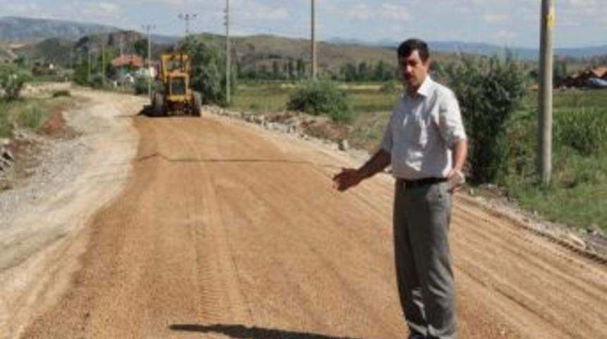 Osmancık Belediyesi&rsquo;nin Asfalt &Ccedil;alışmaları S&uuml;r&uuml;yor