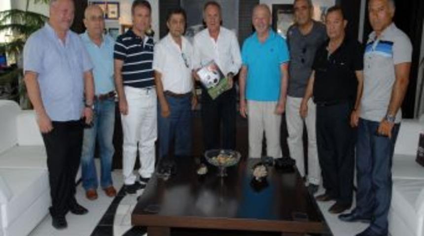 Spor Dernekleri Muratpaşa Belediyesi&rsquo;ni Ziyaret Etti