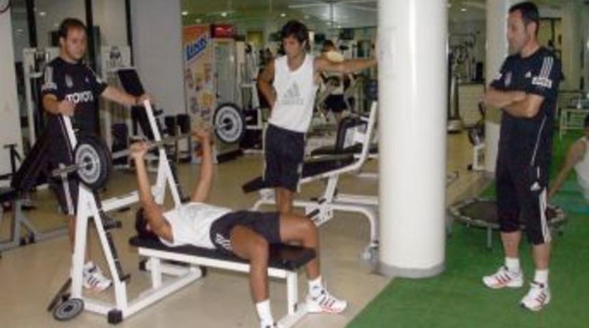 Beşiktaş, Salonda &Ccedil;alıştı