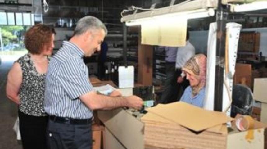 Başkan Uzun, Asteks &ccedil;alışanlarıyla buluştu