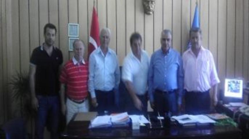 Ak Parti İl Başkanı Kambur, &ldquo;tekirdağ&rsquo;da Spor Hizmetleri Hız Kesmeden Devam Ediyor&rdquo;