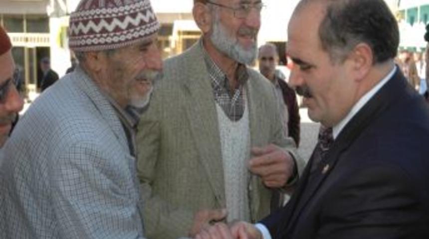 Aksak, Berat Kandilini Kutladı