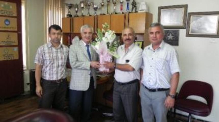 &Ouml;demiş Şehir İ&ccedil;i Motorlu Taşıyıcılar Koopratifi Başkanından Belediye Başkanı Keskine Ziyaret