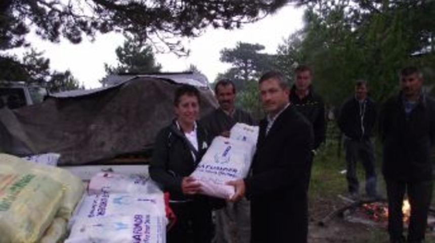 Bafra Umut Derneği&rsquo;nden Dağ K&ouml;ylerine Yardım