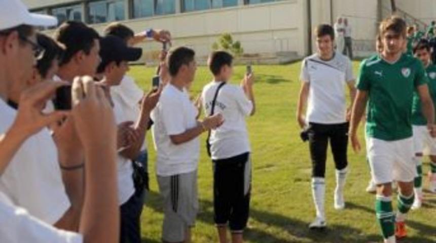 Bursaspor Hazırlıklarını S&uuml;rd&uuml;rd&uuml;