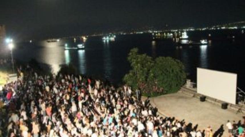 Muhteşem Manzarada, A&ccedil;ık Havada Sinema Keyfi