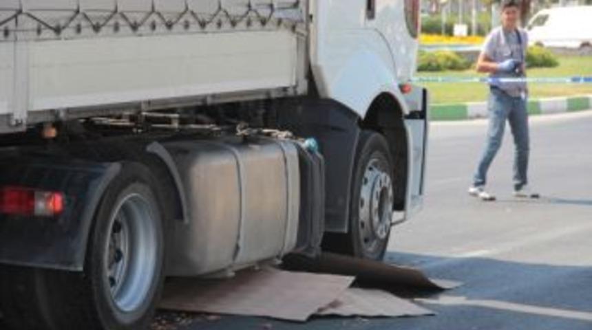 Tır'ın Altında Kalan Engelli Şahıs Hayatını Kaybetti