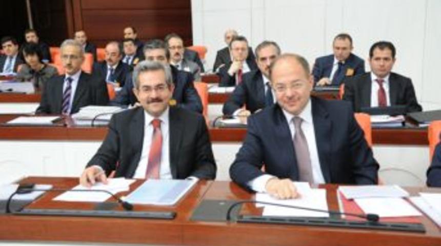 &Uuml;n&uuml;var'dan İnt&ouml;rn hekime m&uuml;jde