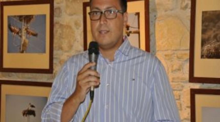 Leylekler &Ouml;lmesin Projesi Fotoğraf Sergisi Kuşadası&rsquo;nda A&ccedil;ıldı