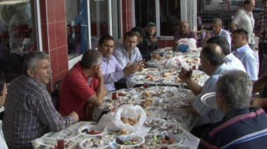Karaduman, Rat Dolmuş Esnafıyla Kahvaltıda Buluştu
