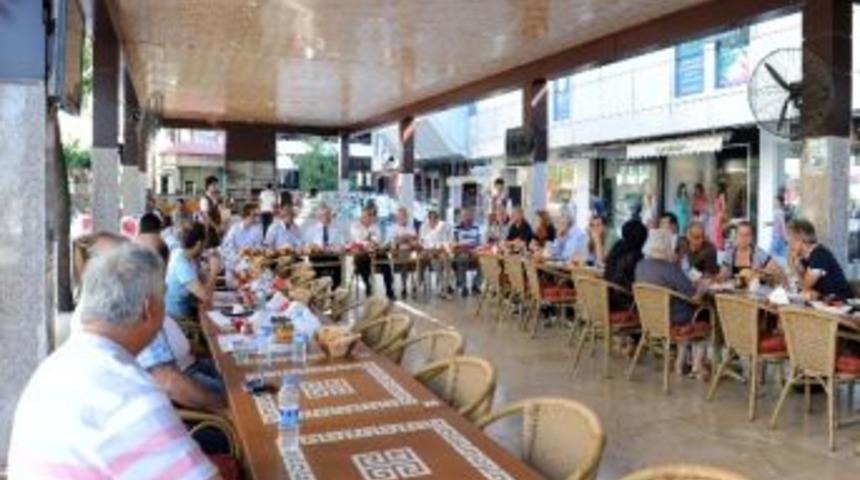 Selekler &Ccedil;arşısı Esnafından Başkan Akaydın&rsquo;a Teşekk&uuml;r