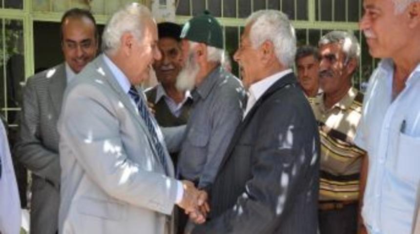 Vali Musa &Ccedil;olak, K&ouml;y İncelemelerini S&uuml;rd&uuml;r&uuml;yor