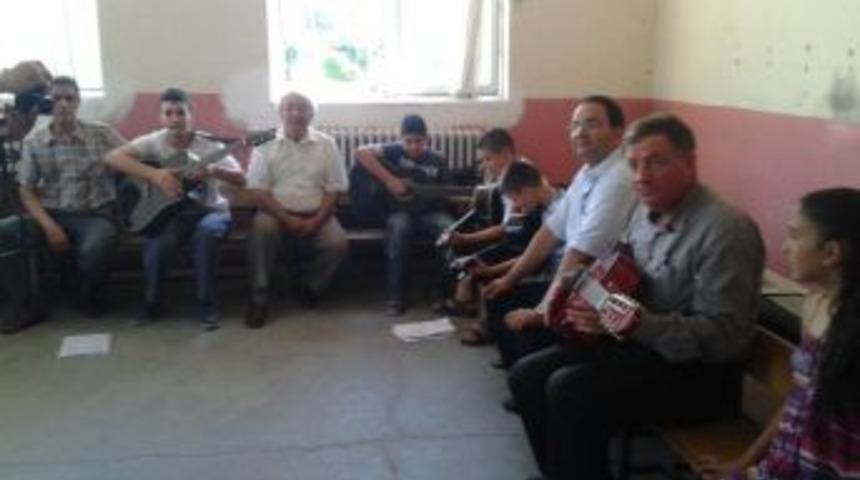 Sultanhisar Protokol&uuml; &Ouml;ğrencilerle &lsquo;model U&ccedil;ak&rsquo; U&ccedil;urdu