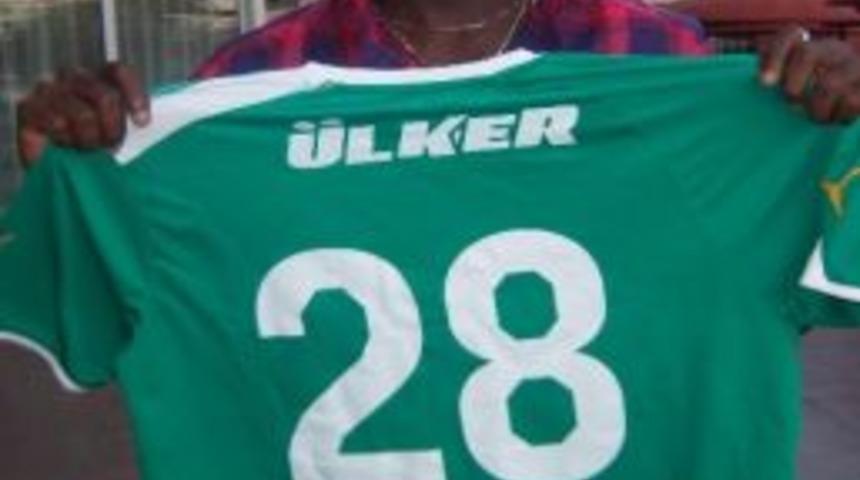 Bursaspor&rsquo;da Prince Tagoe İle Yollar Ayrılıyor