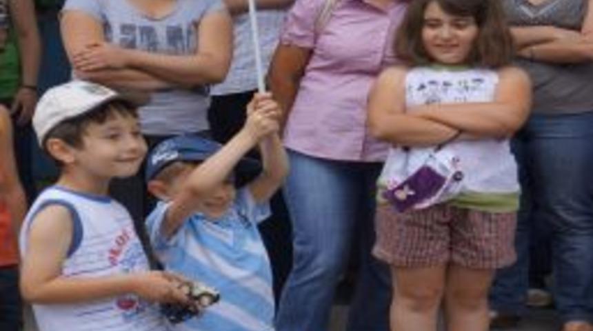 Ankara Valiliği &Ouml;n&uuml;nde 4+4+4 Protestosu