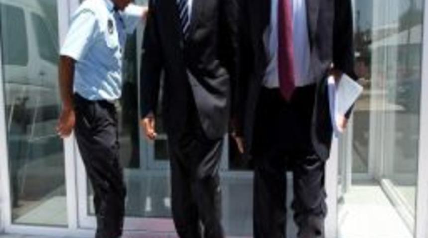 Ab Türkiye Delegasyonu Başkanı Rıpert, Van Belediyesi’ni Ziyaret Etti