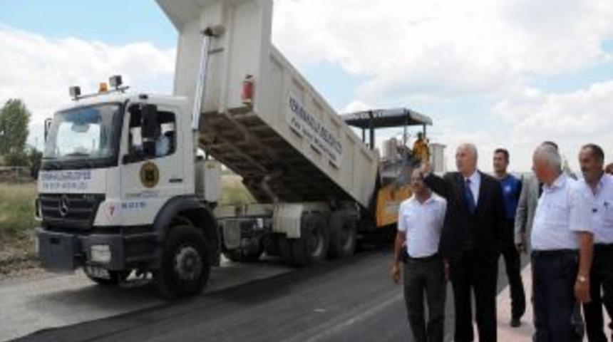 Yenimahalle Belediye Başkanı Yaşar, Asfalt Çalışmalarını Denetledi